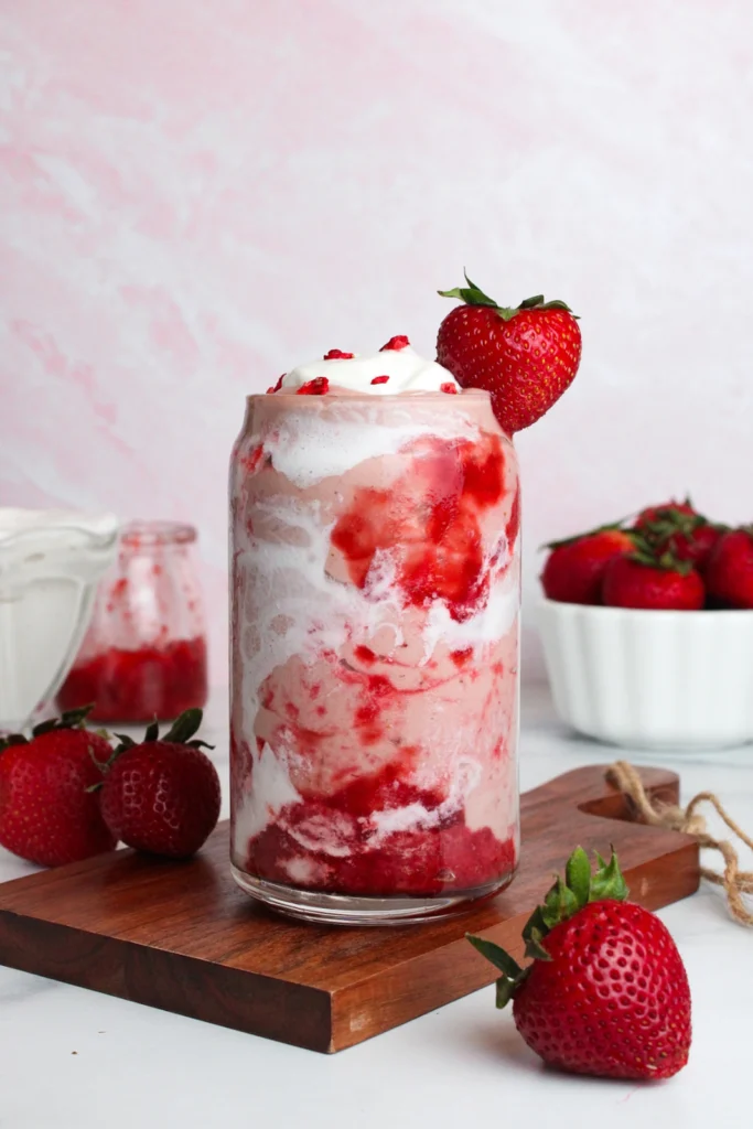 ☆　strawberry様｜Mクリーム＆ローション、ルース strawberry-glaze-smoothie-hero