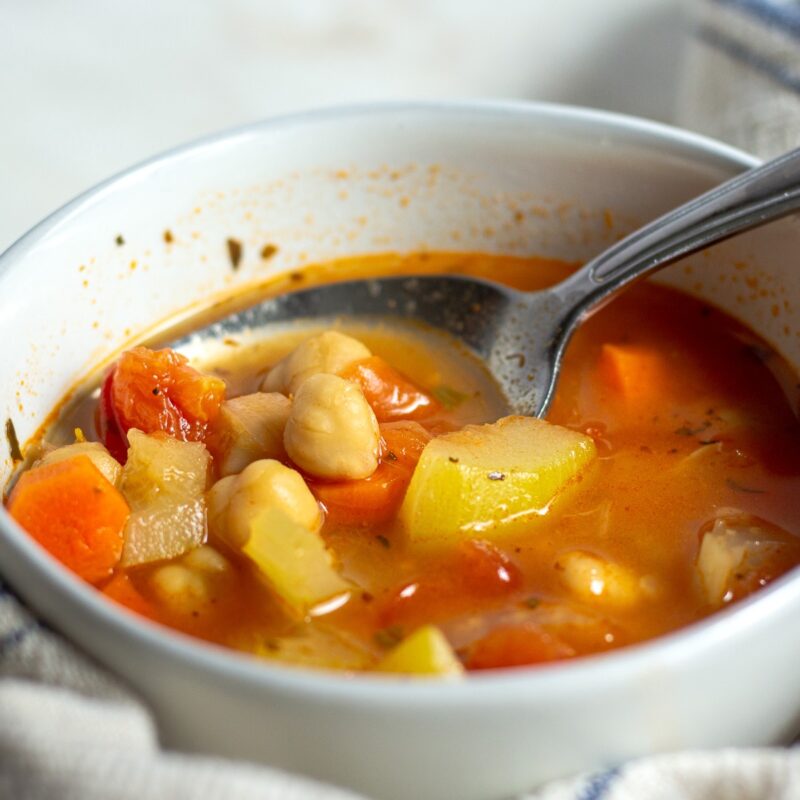 Easy Tomato Chickpea Soup by Snezana Stefanovic - FoodSocial