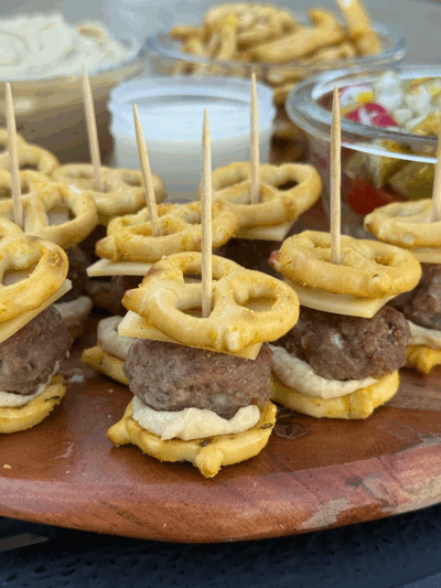 dijon horseradish pretzel burger bites