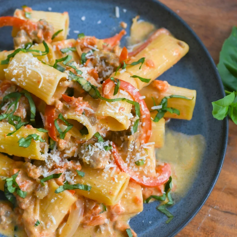 Red Pepper Pasta by cabincravings - FoodSocial