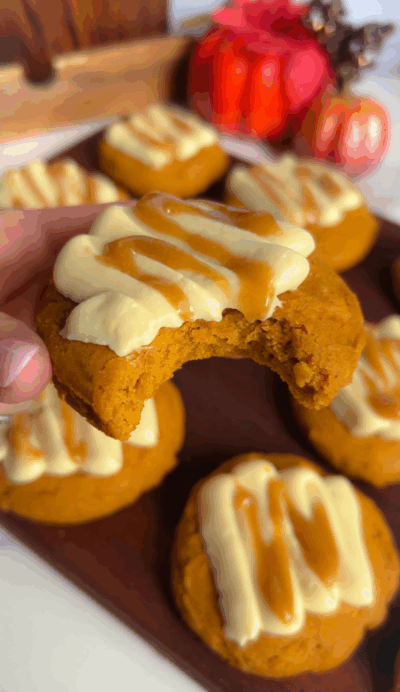 Maple Cheesecake Pumpkin Cookies