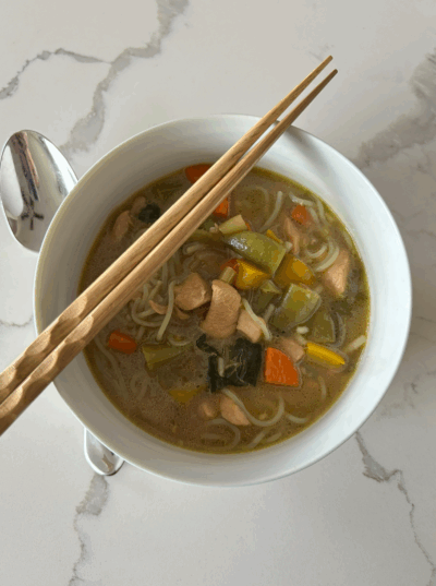 Ramen (chicken and vegetable)