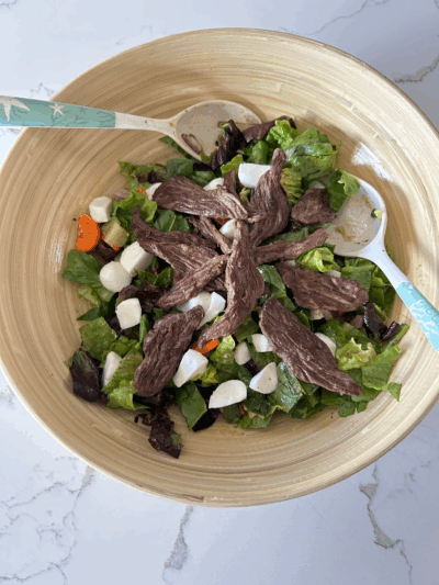 Mediterranean Steak Salad