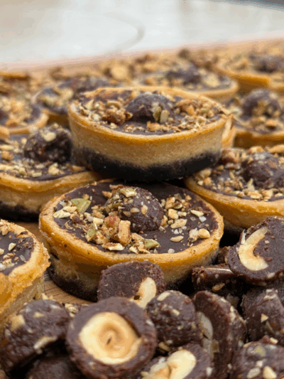 chocolate hazelnut protein cheesecake bites
