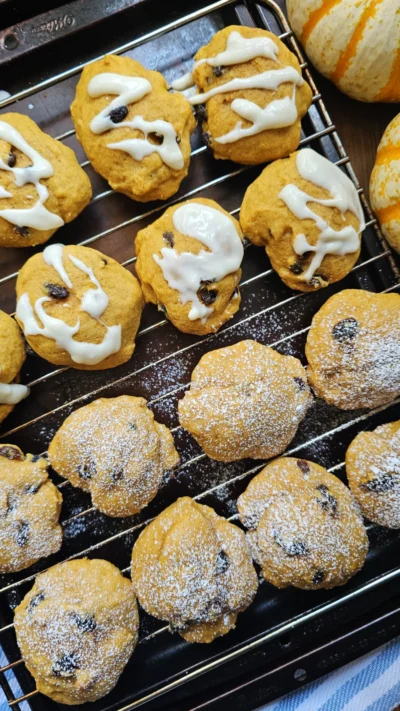 Soft Sourdough Pumpkin Raisin Cookies