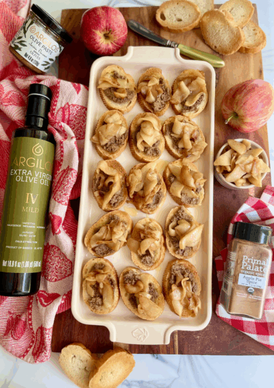 Savory Apple Pie Tartines