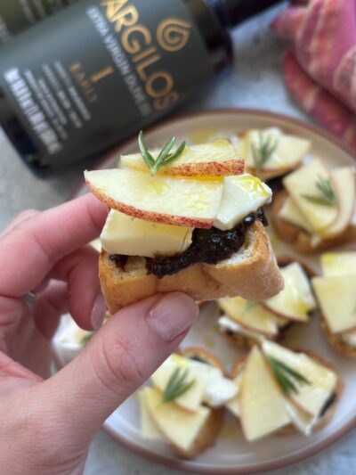 Baguette Bites with Fig Jam, Brie, and Apples (Gluten Free)