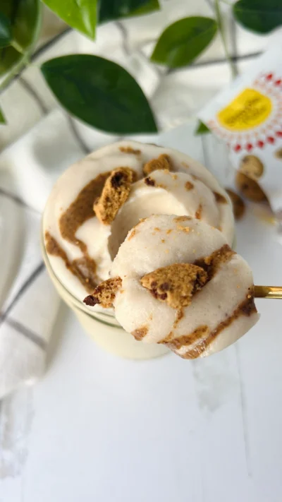 Salted Caramel Cookie Shake