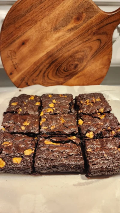 Sea salt Walnut Brownies (gf)