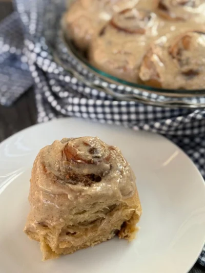 Maple Cinnamon Sourdough Rolls