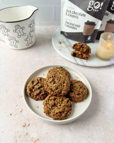 Dark Chocolate Almond Oatmeal Cookies