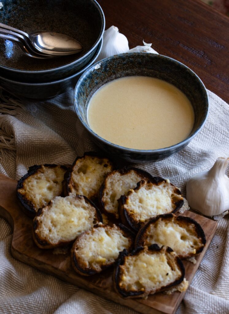 Garlic Soup by giangiskitchen - FoodSocial