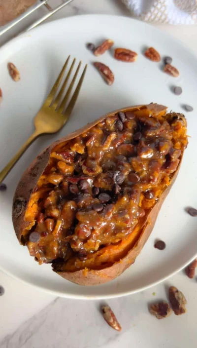 Pecan Pie Stuffed Sweet Potatoes