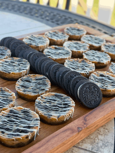 cookies & cream streusel protein cheesecake bites