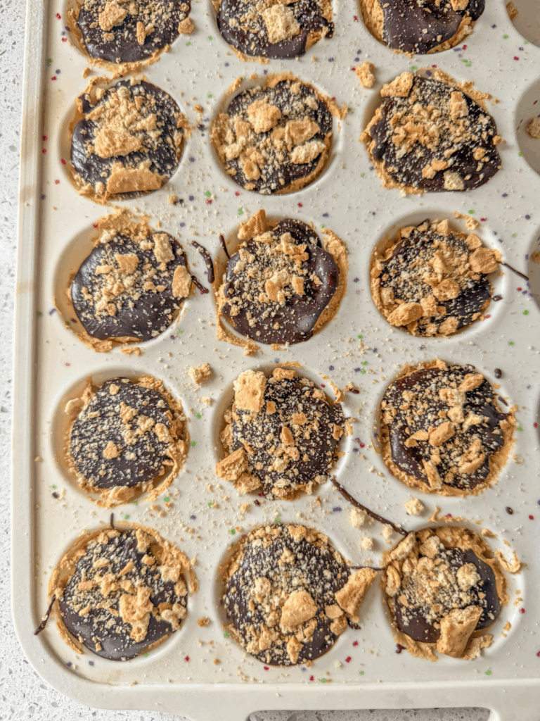 Pumpkin Spice S’mores Cups by Marissaswholelife - FoodSocial
