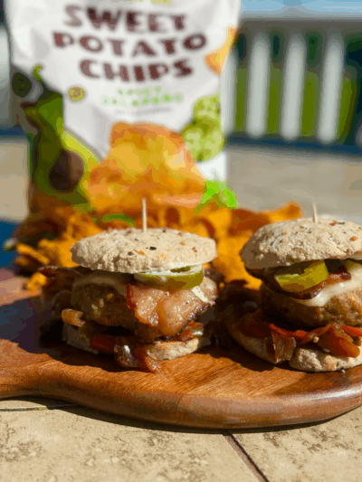 jalapeño popper turkey burgers