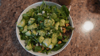 Quick and Easy: Cashew Avocado Salad