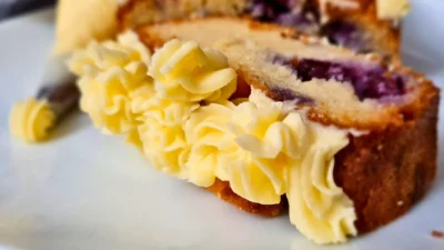 Low Carb Royal Icing Buttercream for Cookie Decorating (Sugar Free)