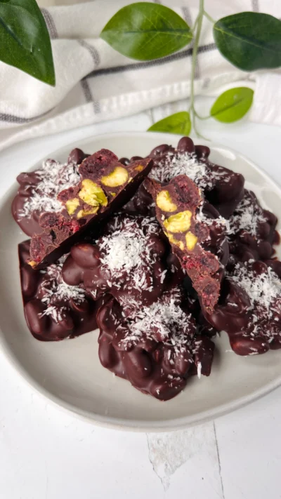 Pistachio Cranberry Chocolate Clusters w/ collagen