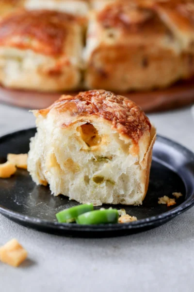 Jalapeño Cheddar Sourdough Dinner Rolls