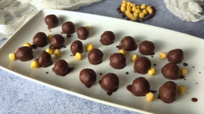 Chocolate Hazelnut Cottage Cheese Bonbons (High Protein Low Carb)