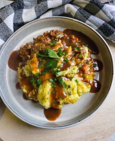 Skillet Shep’s Pie with Broccoli Cheddar Mash