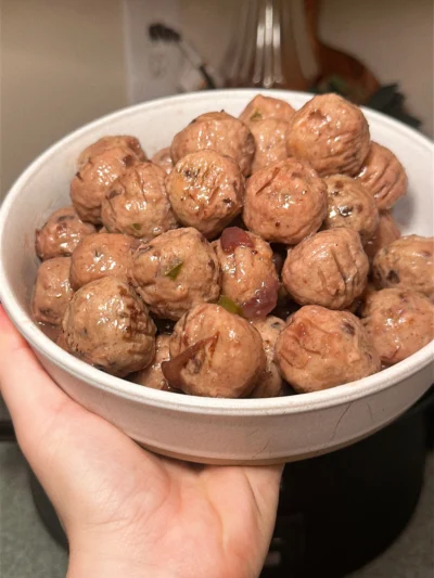 Easy Cranberry Jalapeño Meatballs (Slow Cooker Appetizer or Dinner)
