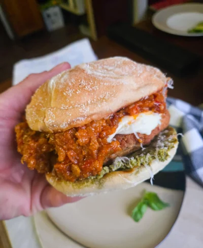 Crispy Chik’n Bolognese Sammies