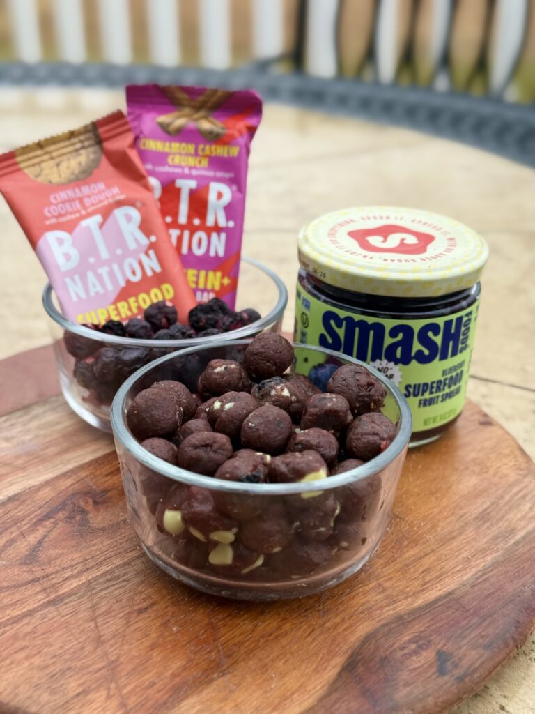 blueberry snickerdoodle protein cookie dough balls by ericatangeman - FoodSocial