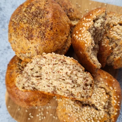 Flaxseed Cottage Cheese Bread Rolls – High Protein & Keto