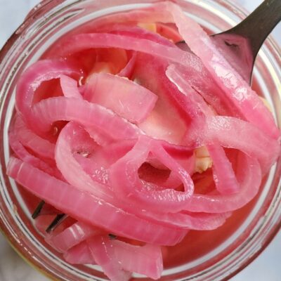 Quick Pickled Red Onions