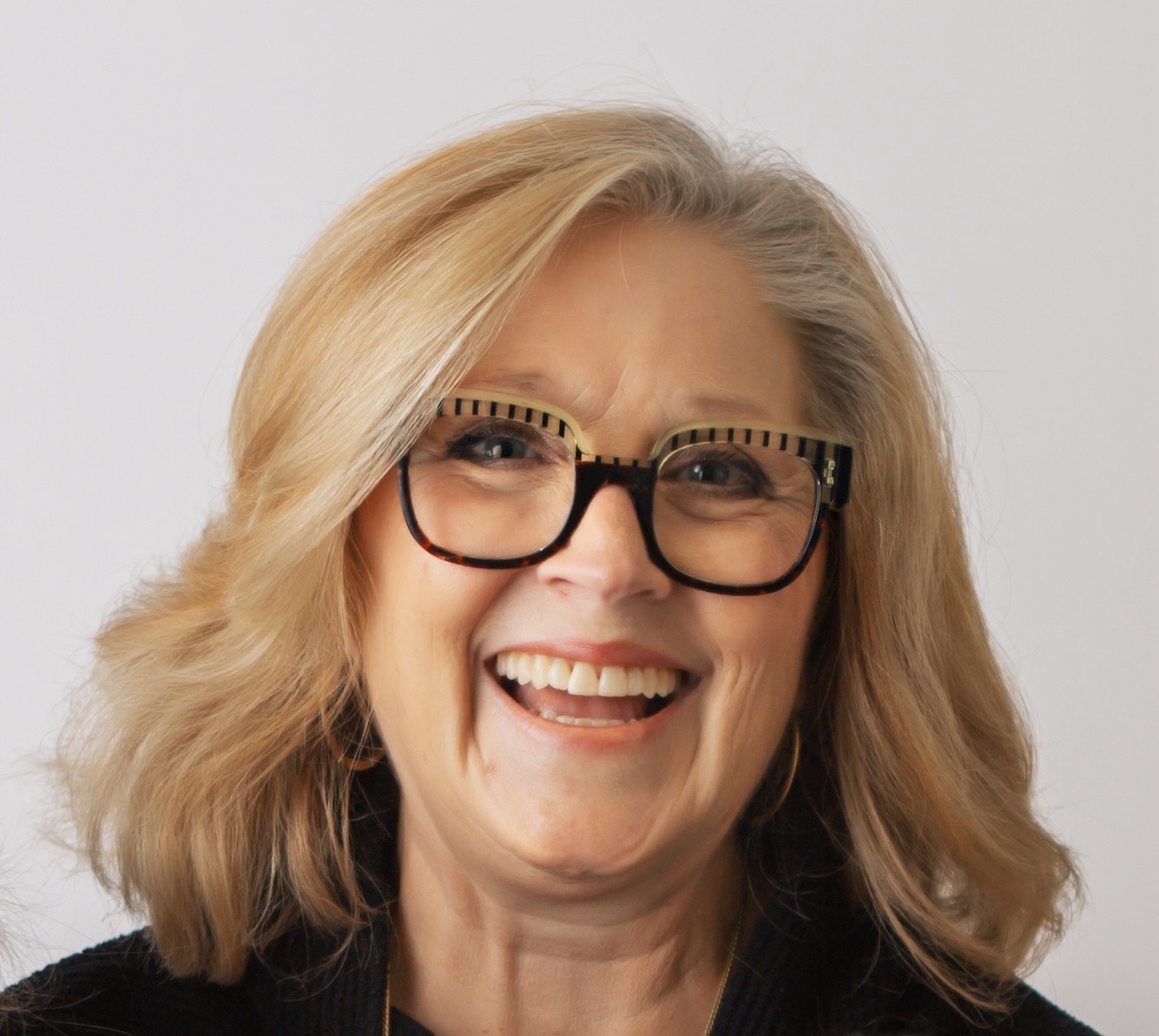 Head Shot: Deborah Borsa