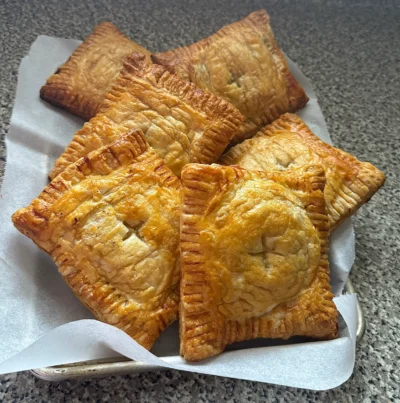 Chicken and cheese puff pockets