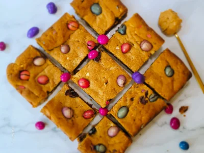 Peanut Butter Cookie Bars (Vegan)