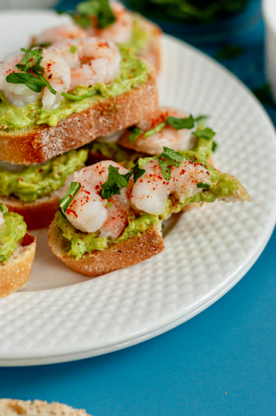 Shrimp and Avocado Rounds