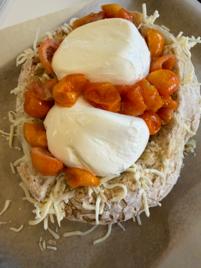 A press Stuffed Sourdoigh