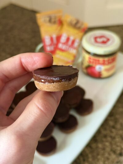 pb & j chocolate peanut butter protein bites