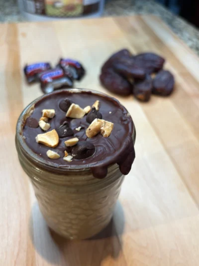 Snickers overnight oats