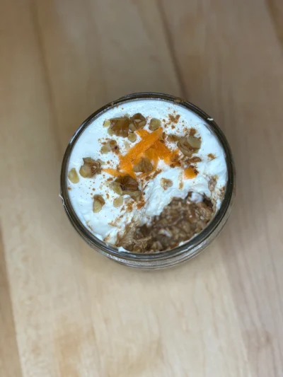 Carrot cake overnight oats