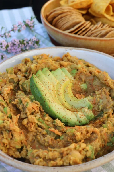 Simple Vegan Chickpea Salad with Avocado