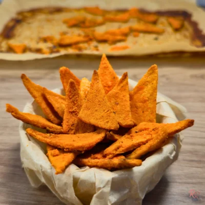 Nacho Cottage Cheese Chips (Crisp Edge Method)