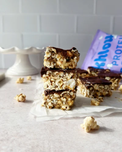 Cinnamon Roll Popcorn Bars