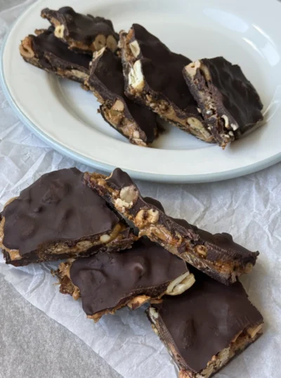 Chocolate Peanut Butter Date Bark