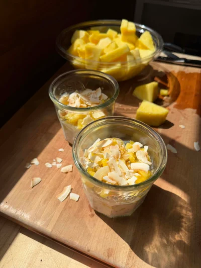 Piña Colada Overnight Oats
