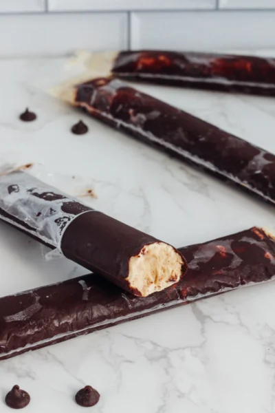 Frozen Yogurt Popsicles