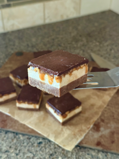 no-bake protein snickers ice-cream bars