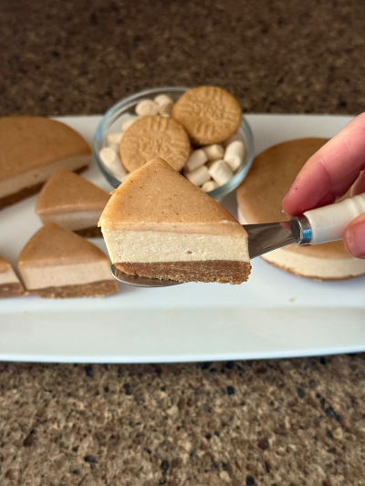 no-bake fluffernutter protein cream pie