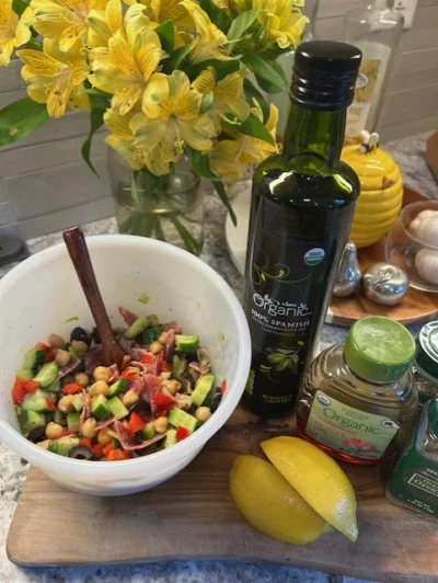 Chick Pea & Cucumber Salad