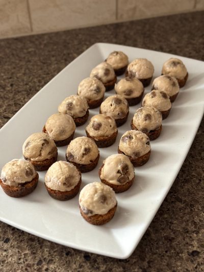 cookie dough ice-cream chocolate chip cookie cups