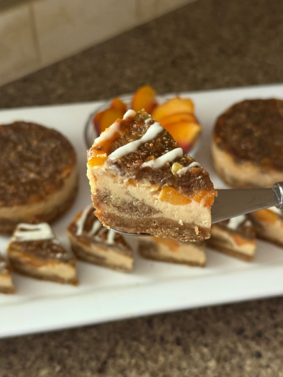 peach cobbler streusel protein cheesecake